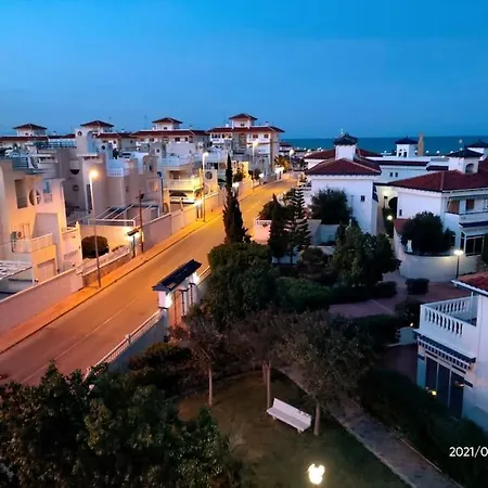 Studio Penthouse Mit Meerblick 650m Vom La Mata Appartamento