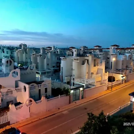 Studio Penthouse Mit Meerblick 650m Vom La Mata Lägenhet